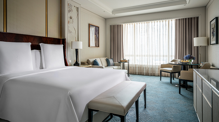 four seasons hotel macao cotai strip new deluxe room