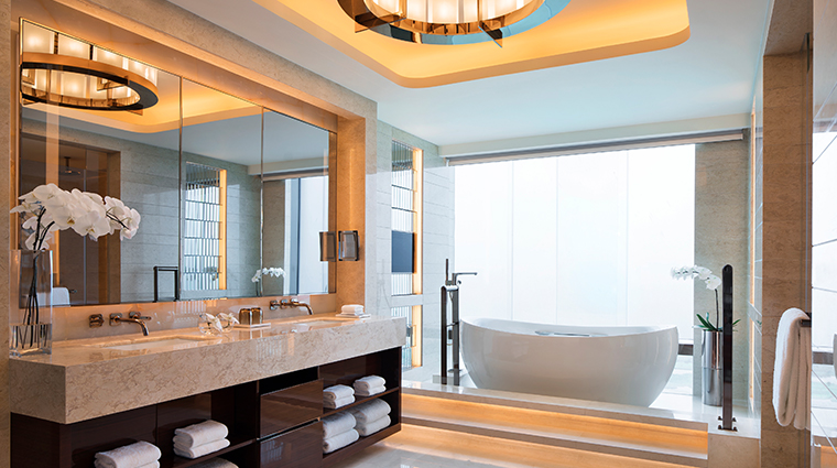 jw marriott hotel macau chariman suite bathroom