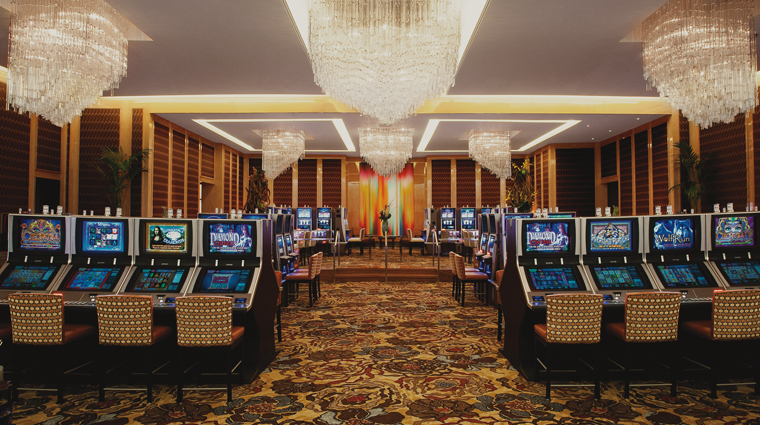 PropertyImage AriaResortAndCasino LasVegas Hotel Activity SlotMachines CreditMGMResortsInternational