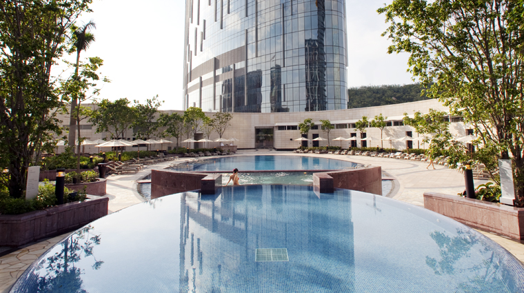 PropertyImage CrownTowers Hotel Pool CreditCityOfDreams